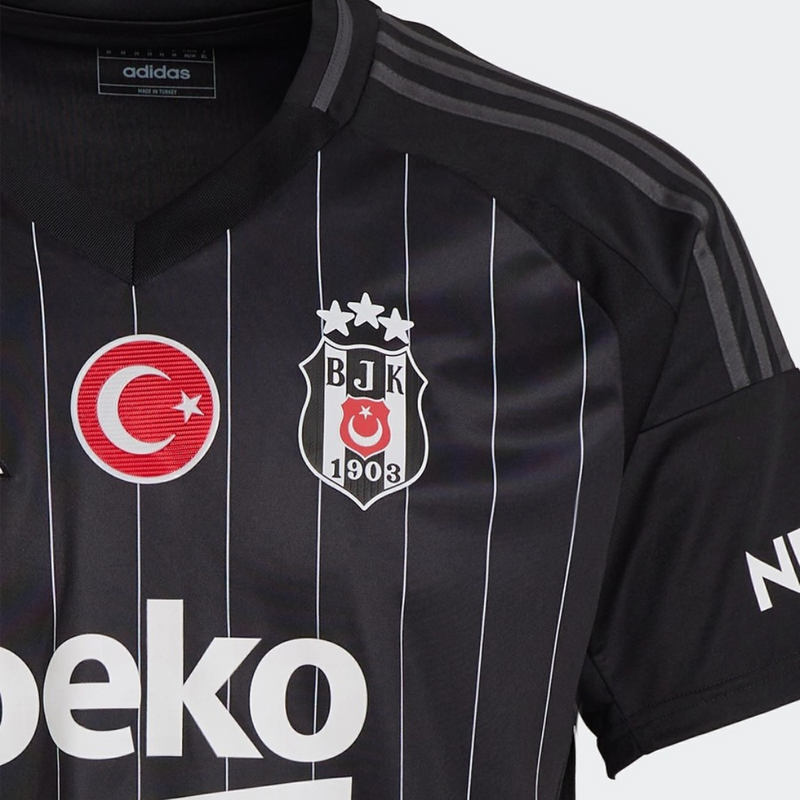 Beşiktaş away 24/25