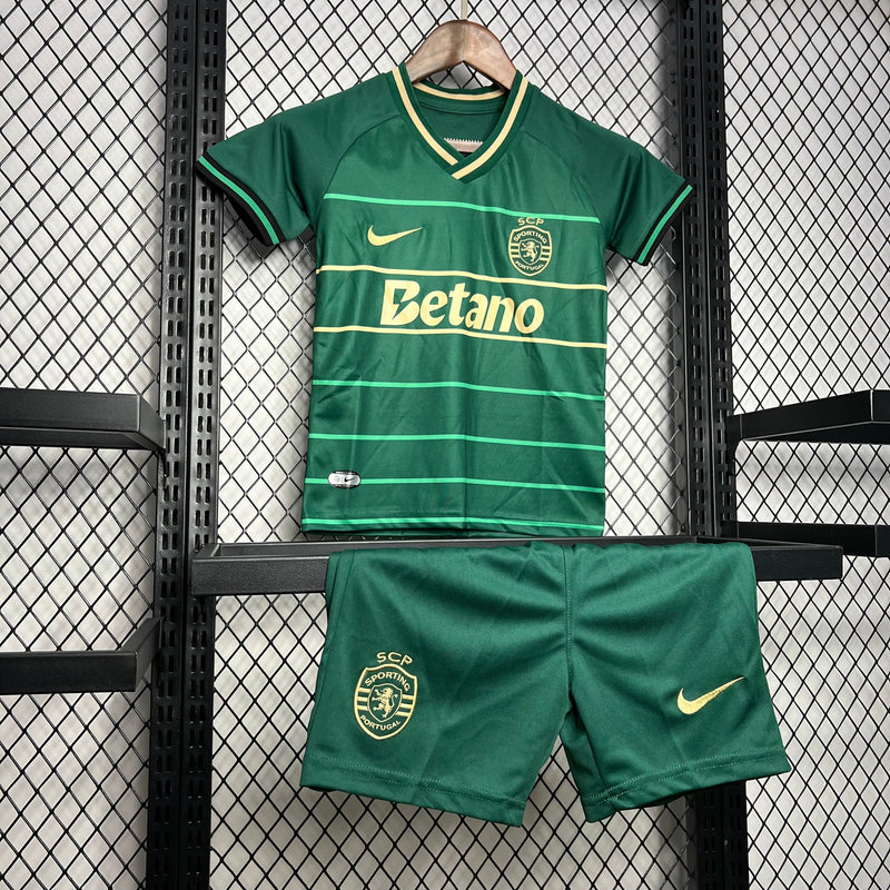 Kids Kit Sporting away 24/25