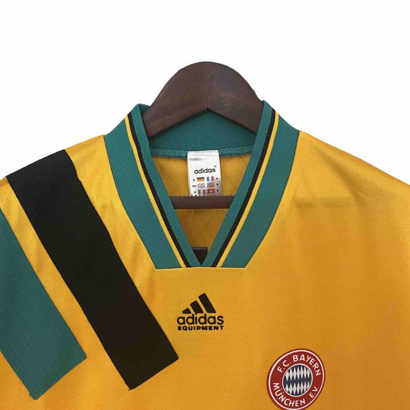 Bayern Munich Retro Jersey 1993/95