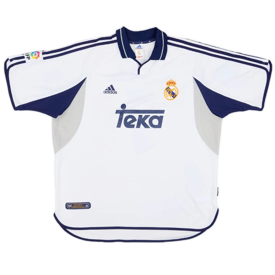 BRINDE-2024-11-22T194352.088_5bef1c24-8f74-4baf-8762-df13e632ed39 Real Madrid Home Retro Jersey 2000/01 - Image 1