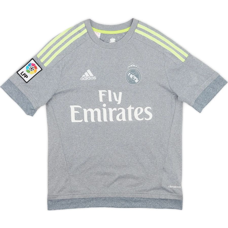 BRINDE-2024-11-22T211051.192_062e4c84-8d27-411e-a8ca-731c9834dc06 Real Madrid Away Retro Jersey 2015/16 - Image 1