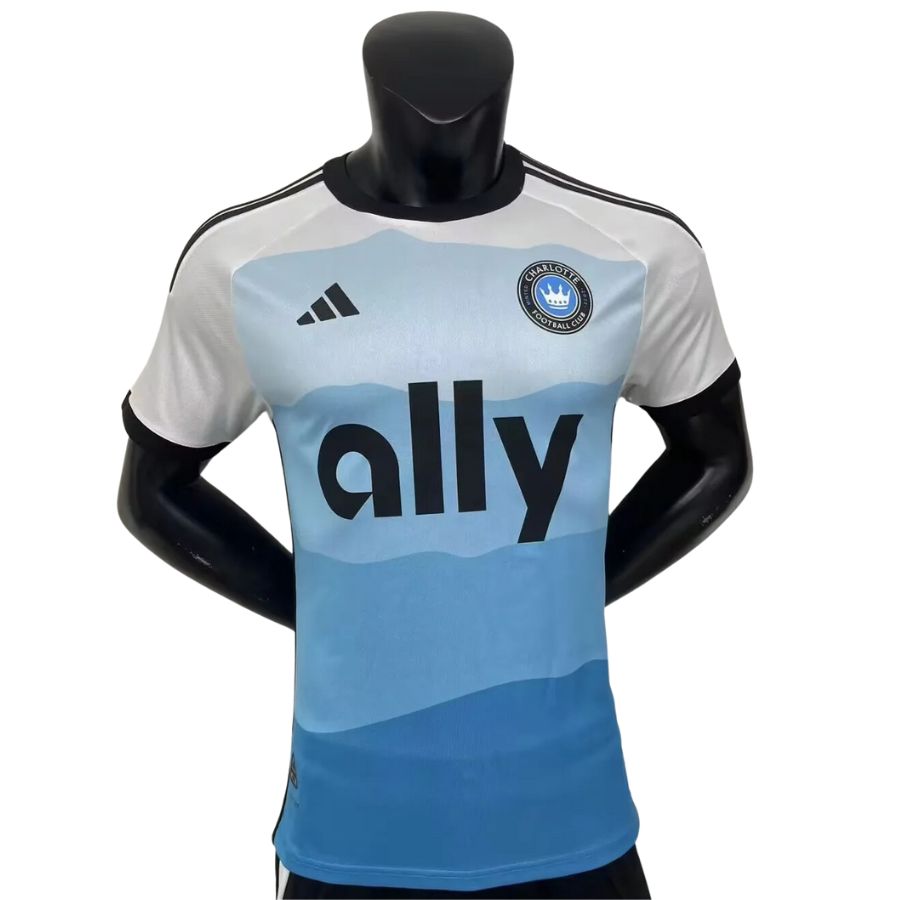 BRINDE-2025-02-17T175703.652 Charlotte FC Home Authentic Player 2025/26 - Image 1