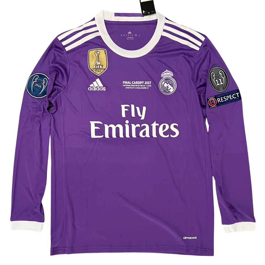 Textodoseuparagrafo-2025-03-07T221152.977 Real Madrid Cristiano Ronaldo Away Retro 2016-17 Patches UCL UEFA Respect Final World (Official Printing) - Image 1