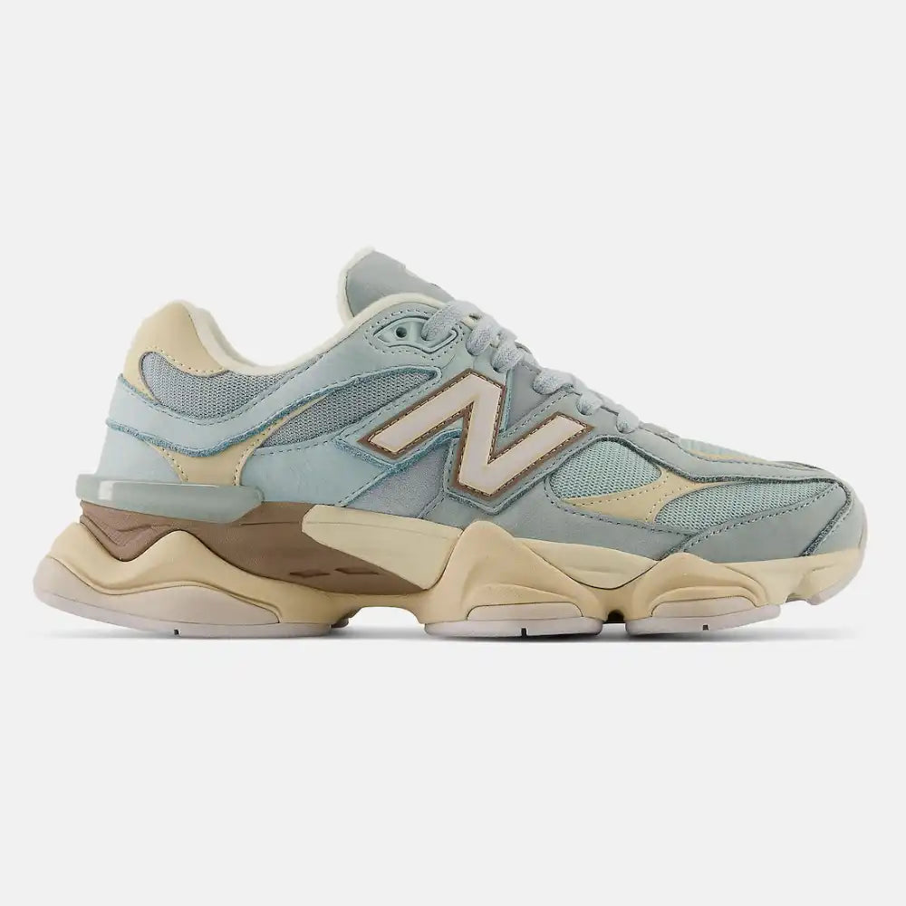 311202315325696 New Balance 9060 Blue Haze - Image 1