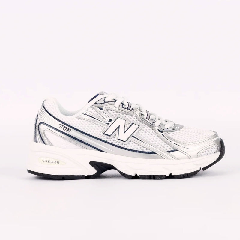 Design_sem_nome_11zon_0399c546-2499-43ac-80eb-376675279ca4 New Balance 740 White Silver Metallic - Image 1