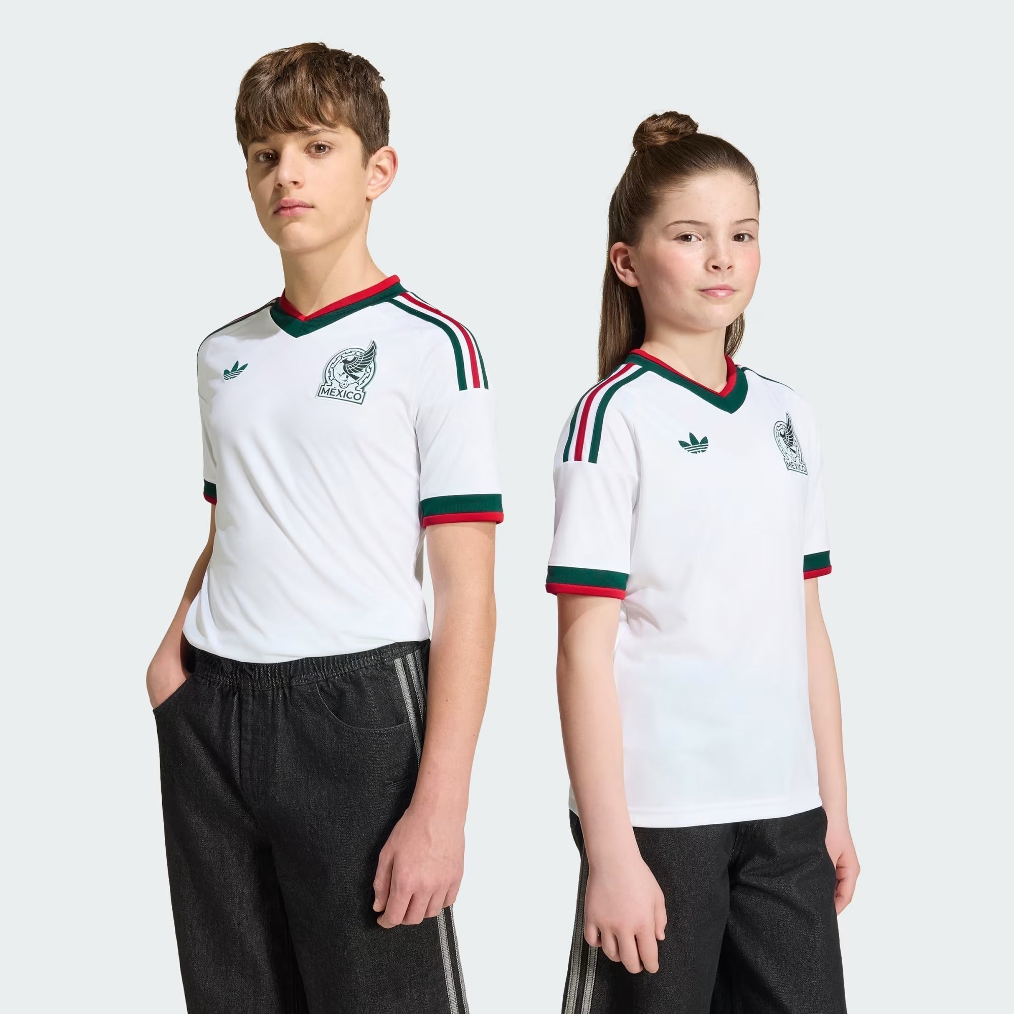 download_-_2026-03-24T235733.047_d700b862-dfa4-4314-8b52-f66128d94f2e Conjunto Infantil México 2026/27 II Kit - Image 1