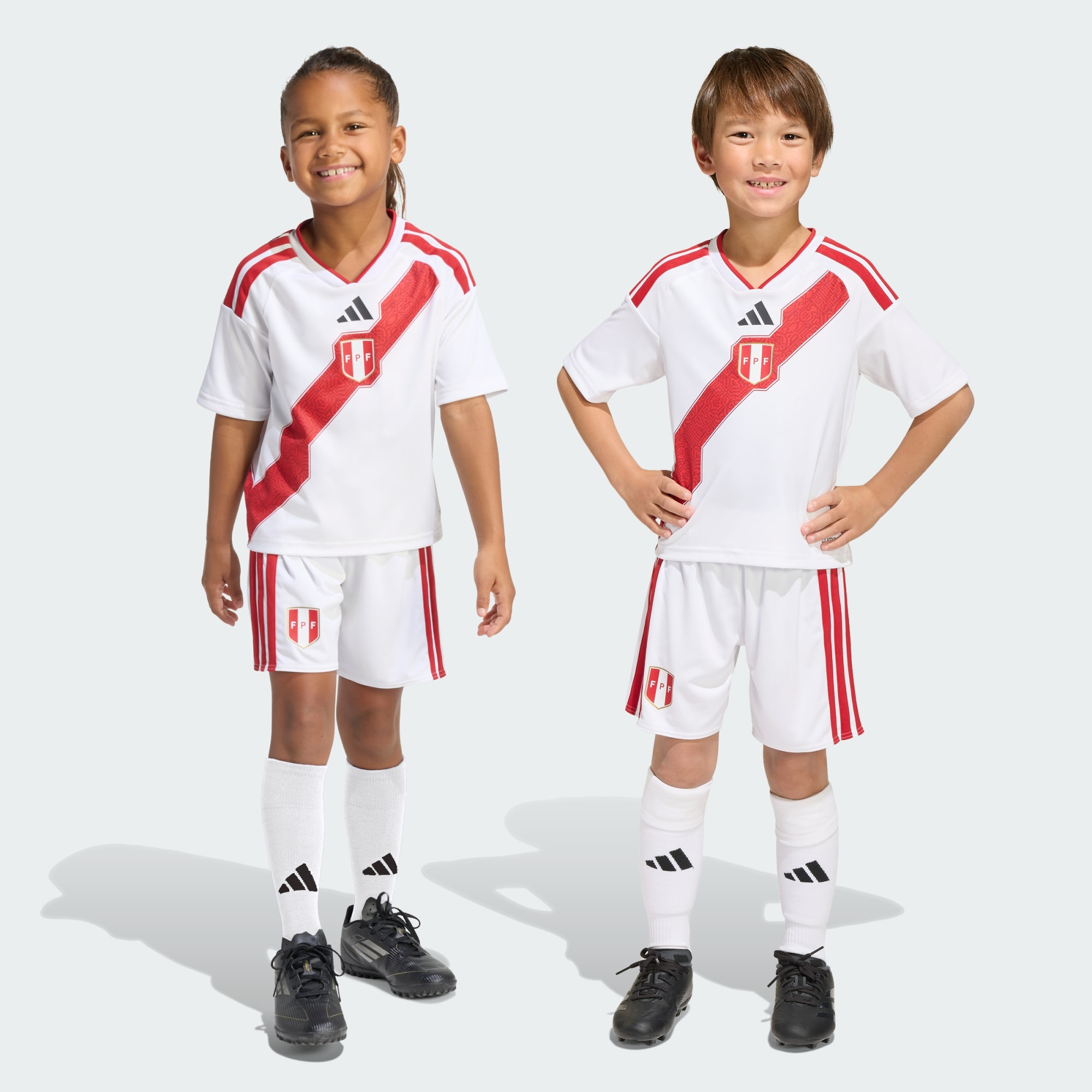 download_-_2026-04-12T105349.385 Conjunto Infantil Peru 2026/27 I Kit - Image 1
