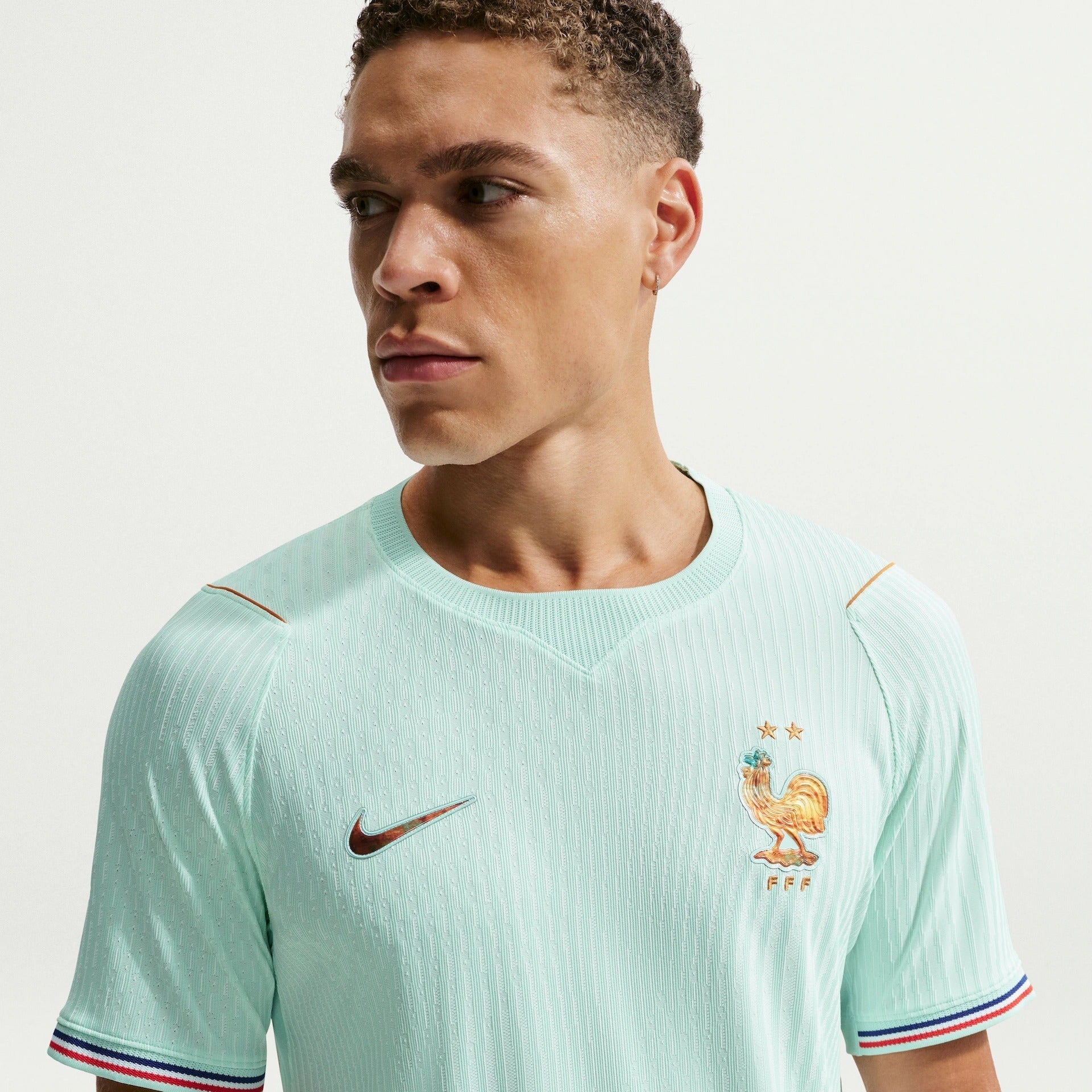 download_62_d12ffe37-da62-4592-83cb-55e32e1d0827 Camisa França 2026/27 I Jogador - Image 1